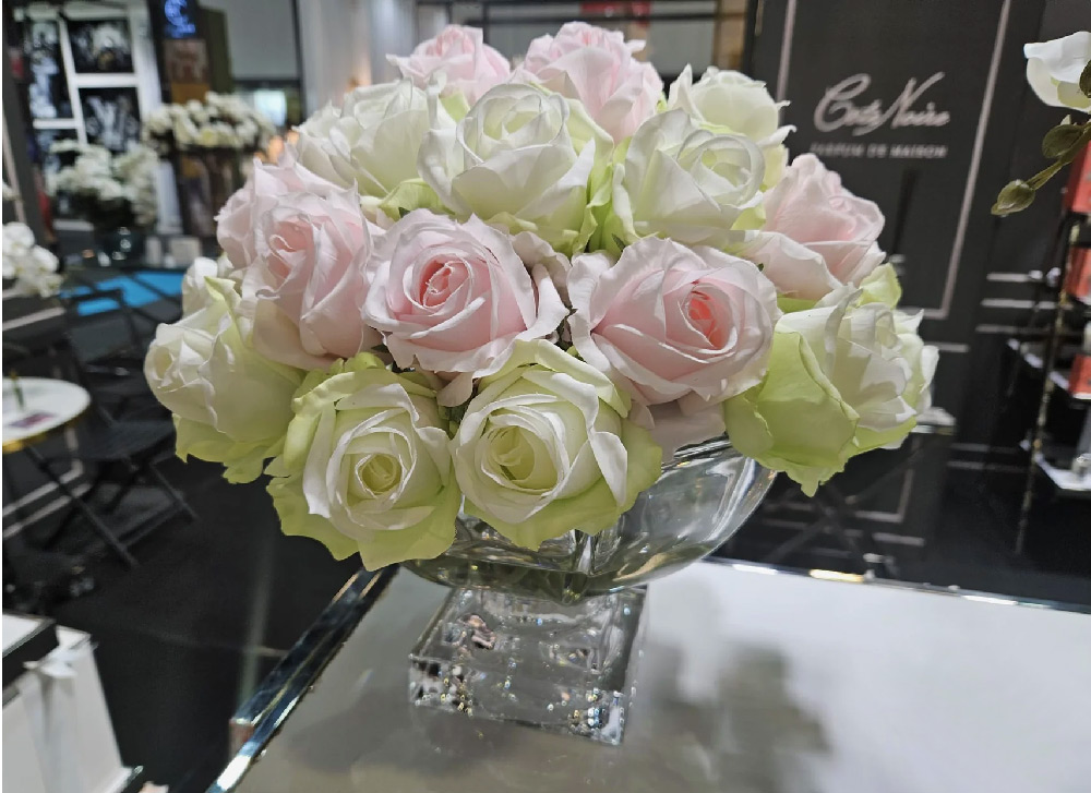 Ароматизированный букет Cote Noire Centerpiece Rose Buds Green&Pink&White