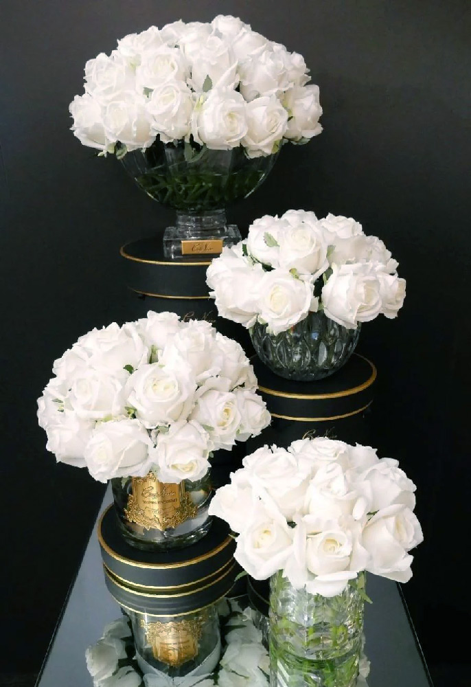 Ароматизированный букет Cote Noire Centerpiece Rose Buds White